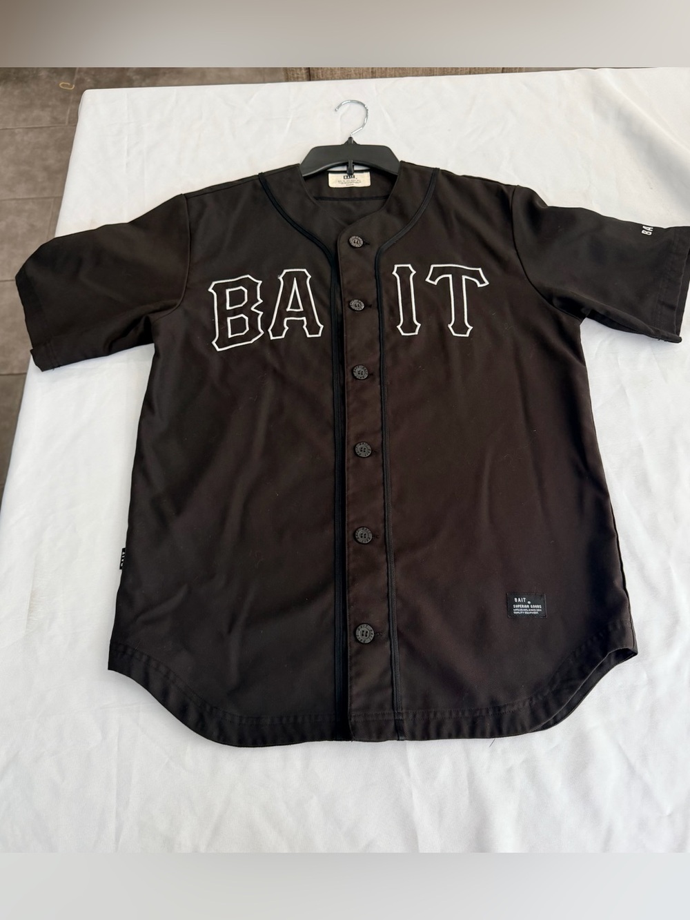 BAIT Black Baseball Jersey size Medium